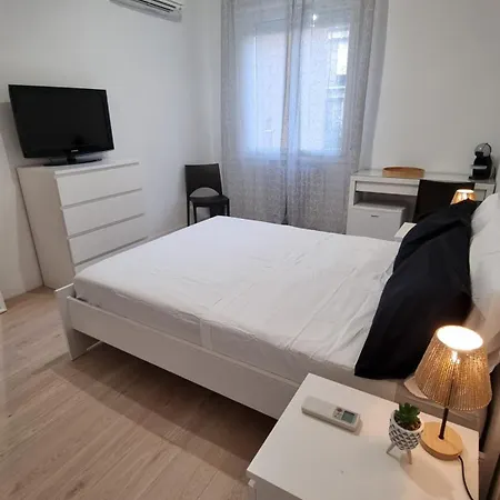 La Daiana Bed & Breakfast 3*