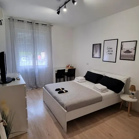 La Daiana 3* إيمولا